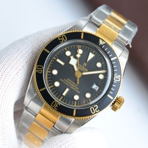 Tudor Black Bay Premium 1:1 Super Clone Watch with Cash on Delivery 1136805886 - front view | Black Bay