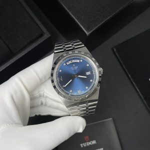Premium Tudor-Style Super Clone Watch with 41mm Sunray Dial & COD 1138801087 - front view | Tudor