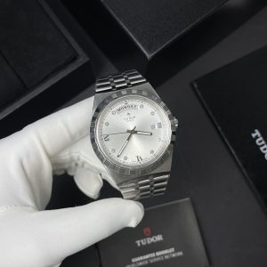 Tudor Royal 41mm Premium Replica Watch with Cash on Delivery 1134576250 - side view | Royal