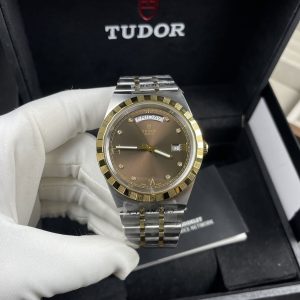 Tudor Royal 41mm Blue Dial Super Clone Watch with Cash on Delivery 1137949248 - side view | Royal
