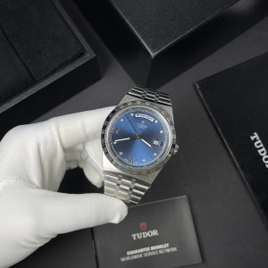Premium Tudor-Style Super Clone Watch with 41mm Sunray Dial & COD 1138801087 - side view | Tudor